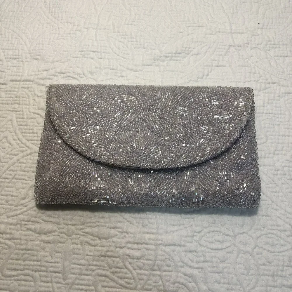 Vintage Walborg Silver Beaded Clutch Purse Snap Closure Lavender Satin Lining